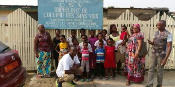 Mandjeck vole au secours des orphelins