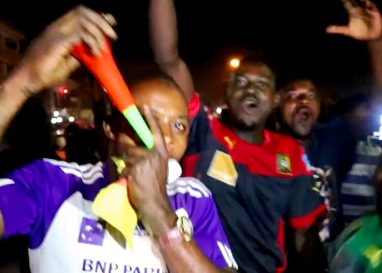 Comment a été accueilli le but de Bassogog ? (en video)