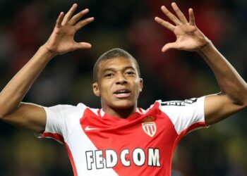 Equipe de France : Mbappé intéresse Didier Deschamps