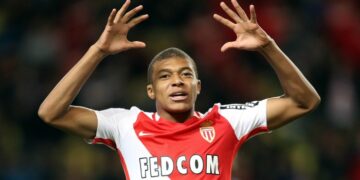 Equipe de France : Mbappé intéresse Didier Deschamps