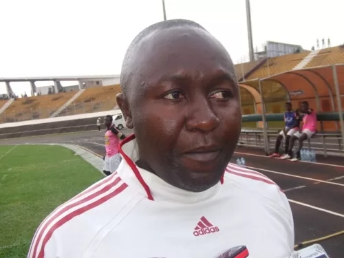 Le premier défi d’Alain Djeufam avec New Stars