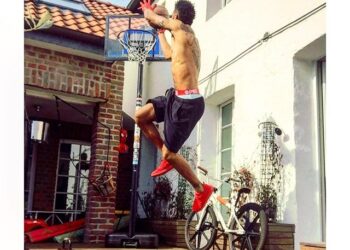 WTF: Le foot-tennis de Choupo-Moting