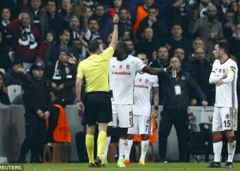 Cartons rouges: Aboubakar Vincent réagit