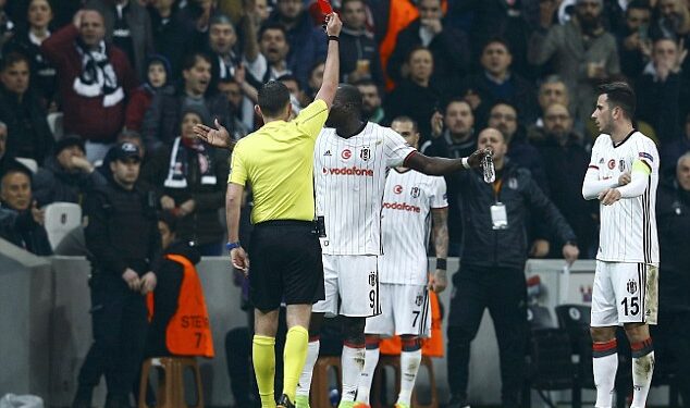 Cartons rouges: Aboubakar Vincent réagit