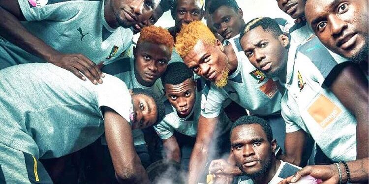 Lions Indomptables: Au nom de l&rsquo;amitié