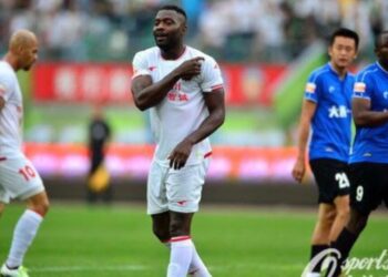 Chine : Yves Ekwalla en noir et blanc