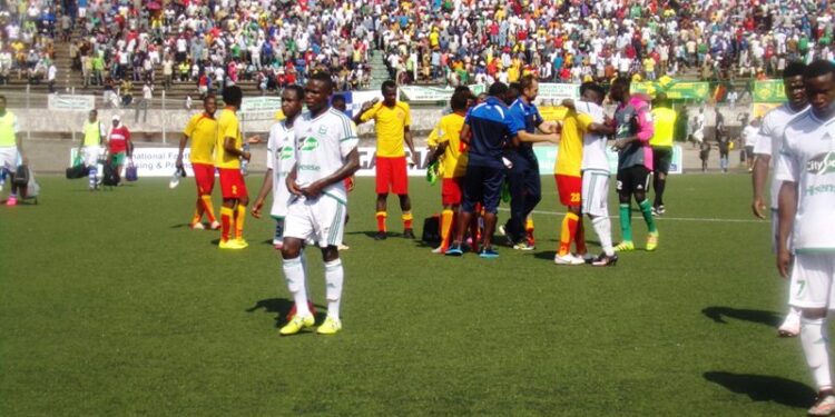 Réduit à dix, Unisport accroche Union (0-0)