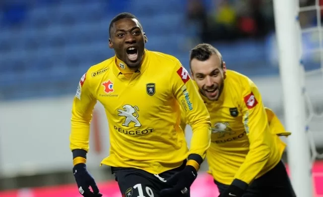 Benjamin Moukandjo et Karl Toko Ekambi nominés