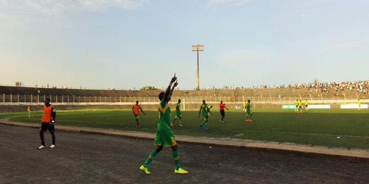 Astres de Douala se relève face au Stade Renard (3-2)