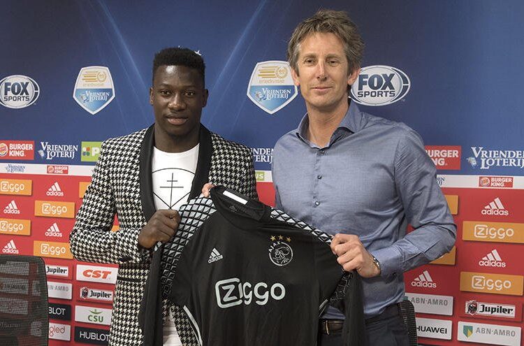 André Onana : « Van der Sar m’enseigne beaucoup »