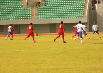 Racing tout puissant face à Bamboutos