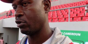 Racing FC: Bertrand Ngougni tacle Bernard Fotso