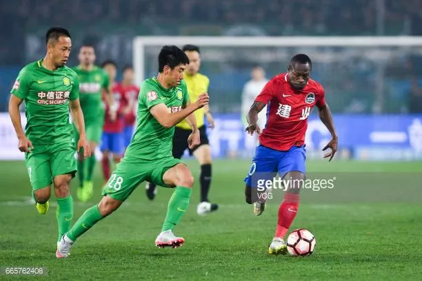 CSL : Christian Bassogog dans le dur