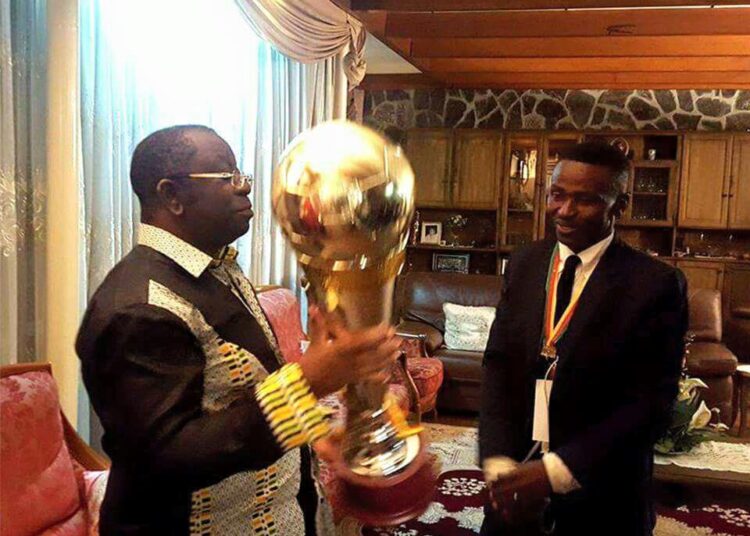 Une liste consensuelle pour écarter Léon Aimé Zang