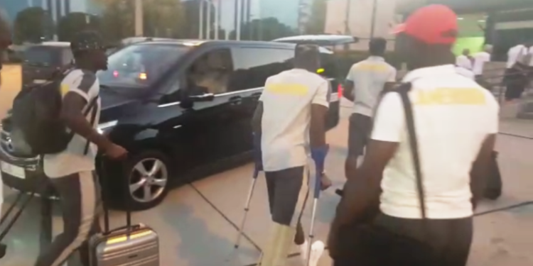 Lions Indomptables : Ambroise Oyongo aperçu à Madrid