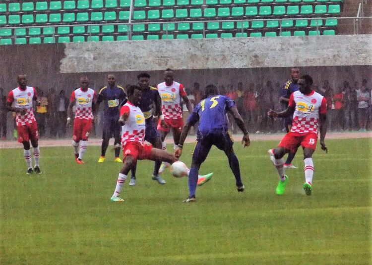 Racing se rassure contre UMS