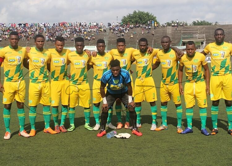 Union tombe face aux Astres de Douala (2-1)