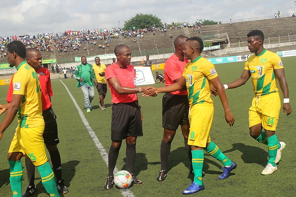 Astres stoppe Apejes dans son élan  à Douala (2-1)