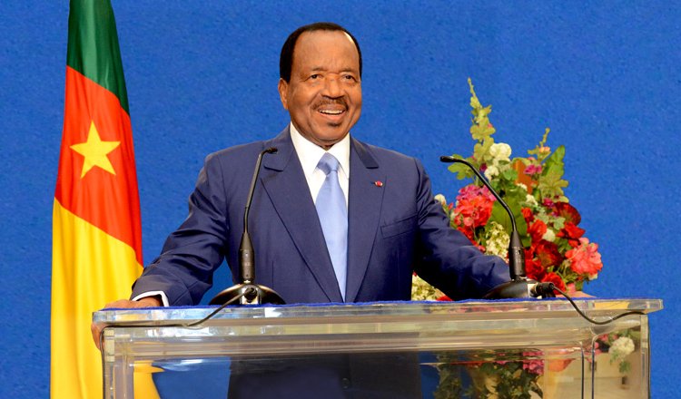 Quand un pays pauvre et très endetté veut plaire au Roi !