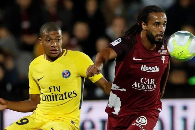 Ligue 1 : Assou-Ekotto se moque de Mbappé