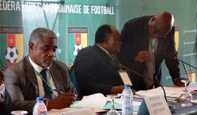 Dieudonné Happi corrige un professeur agrégé en droit