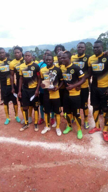 Francis Elimbi sacré joueur du mois par le Synafoc