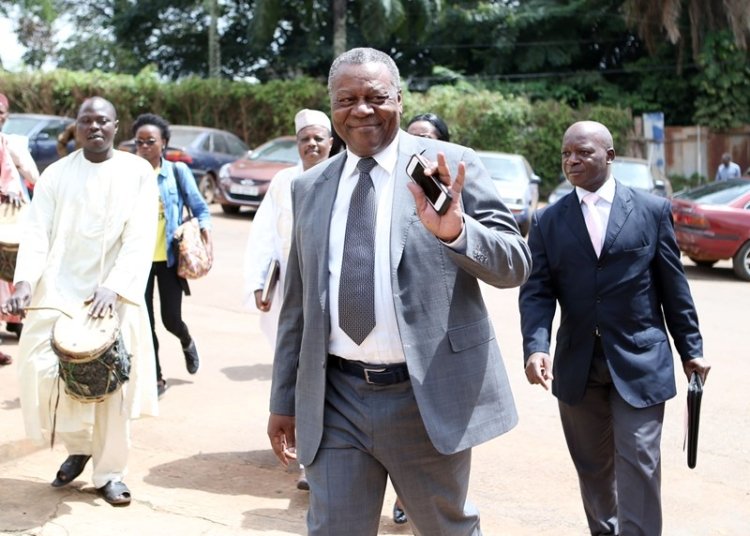 Cocan 2019 : Me Happi balaie le clan Tombi