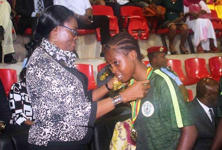 Foot féminin : Amazone FAP remporte la Coupe