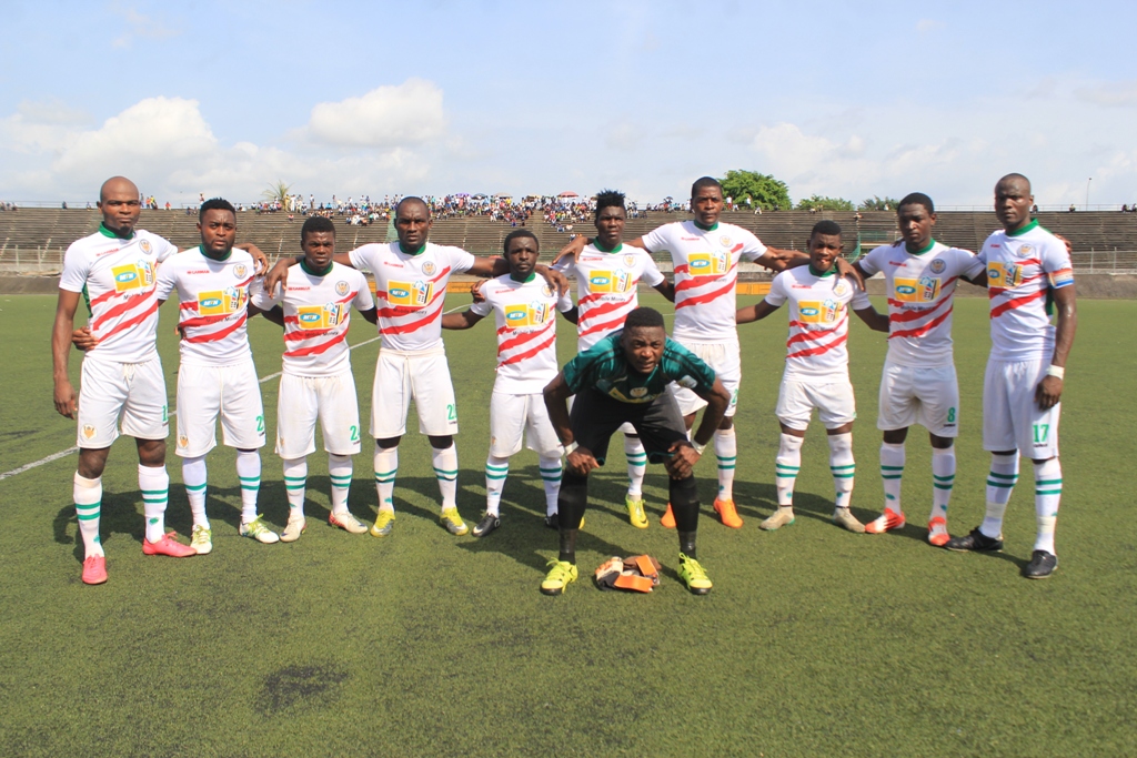 Elite One: Stade Renard de Melon étrie Union Sportive de Douala, 4-1