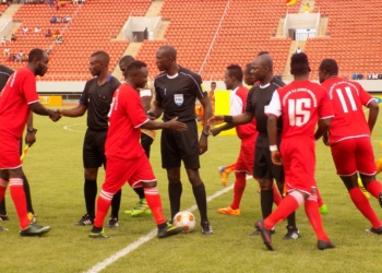 Feutcheu et Fovu ne se lâchent pas, Aigle s’installe seul au fond