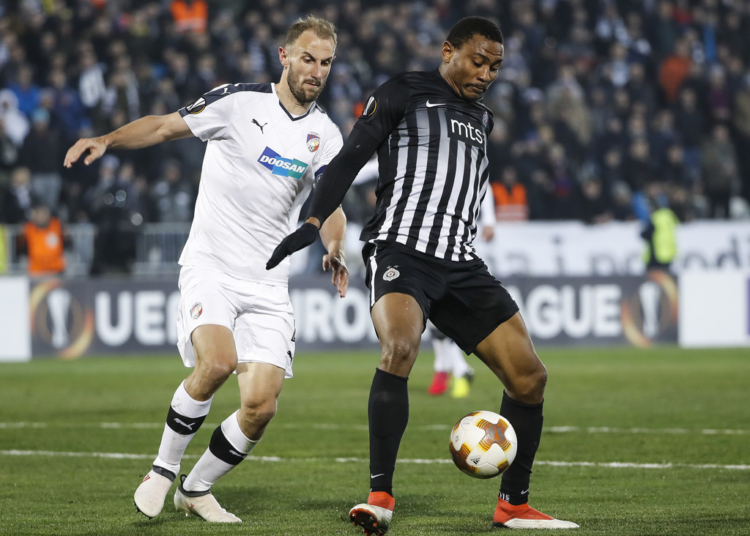 Léandre Tawamba Kana célèbre sa première sélection avec les Lions