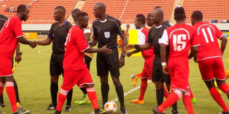 Feutcheu et Fovu ne se lâchent pas, Aigle s’installe seul au fond