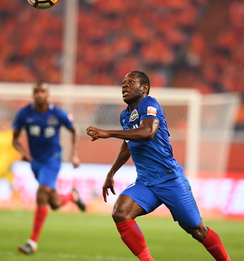 China Super League: une cinquième défaite consécutive pour Bassogog et Henan Jianye