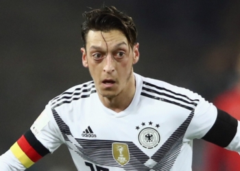 Le calvaire allemand de Ozil a t-il des similitudes avec le mal-être des bi-nationaux comme Matip au Cameroun ?