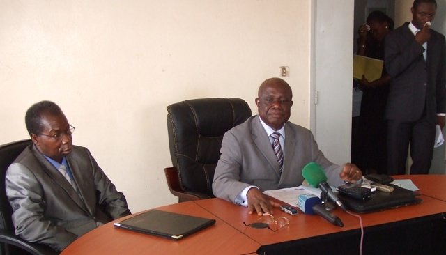 Quelques heures après l’annonce du lockout, la LFPC lève le mot d’ordre et reprogramme les matchs