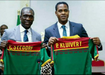 Lions Indomptables : Le sélectionneur Clarence Seedorf de retour à Yaoundé