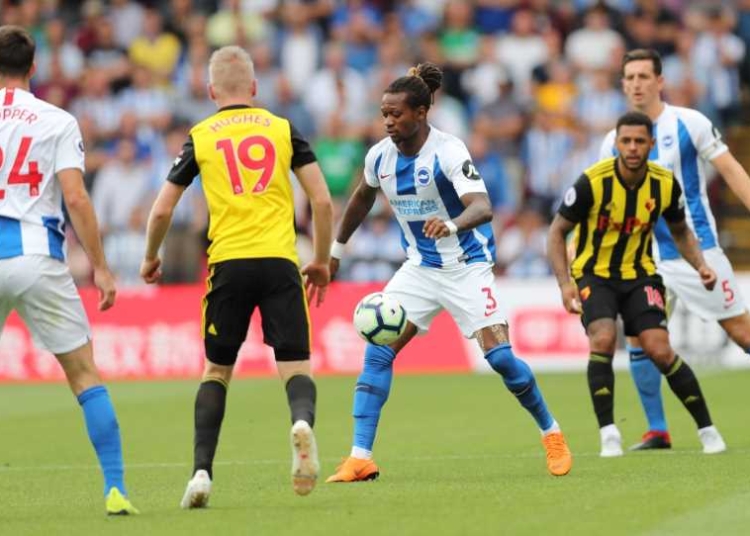 Angleterre : Premier match, première défaite pour Brighton & Hove Albion et Gaétan Bong