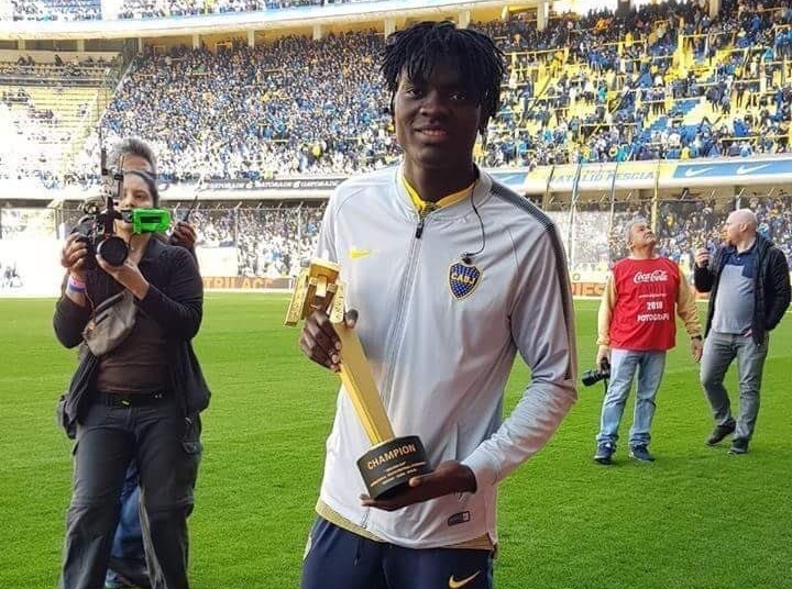 Christian Mayo, joueur de Boca Junior en Argentine, contraint d’arrêter sa carrière à 19 ans