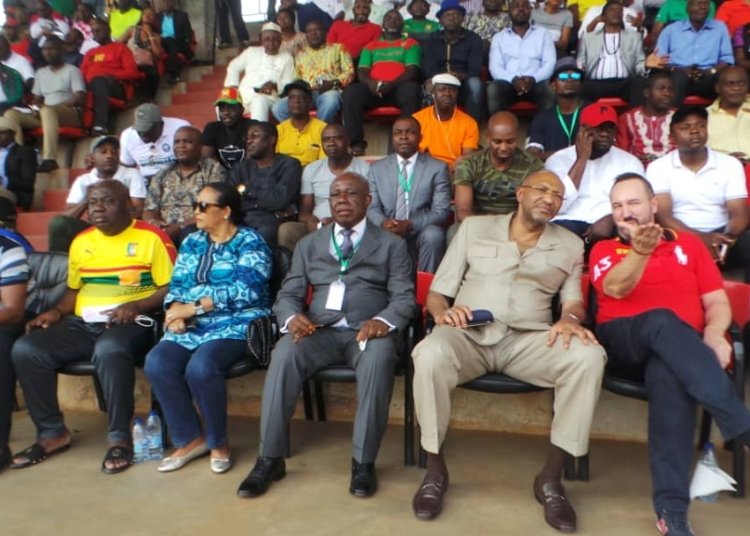 Ligue: les deux championnats d’Élite ont été finalement lancés