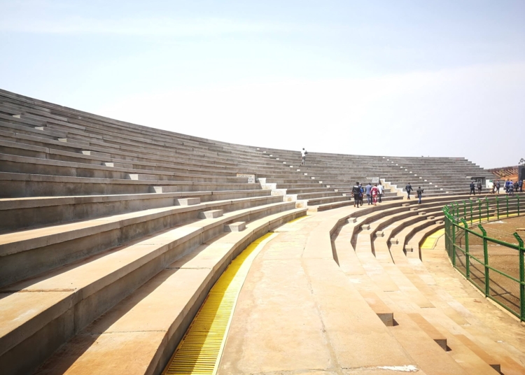 Infrastructures : le ministre Kombi Mouelle se montre satisfait après son passage dans la région de l’Ouest
