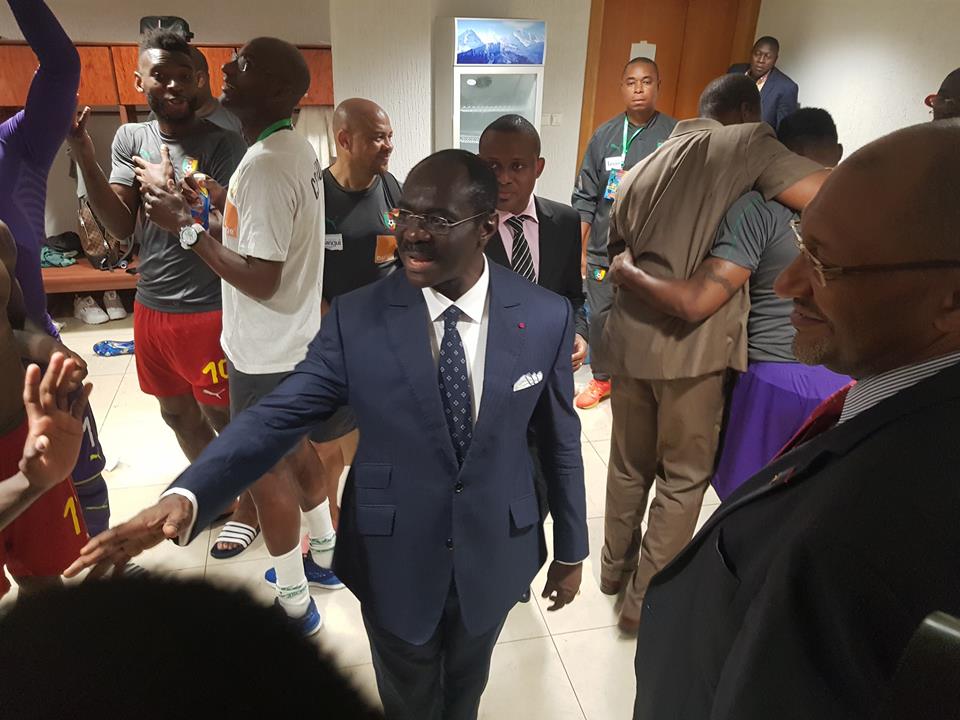 Lions Indomptables : le style Kombi Mouelle, le ministre des sports