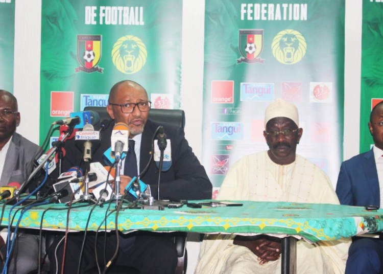 FecafootGate : l&rsquo;ACFAC veut bloquer le transfert de fonds de la FIFA vers la Fecafoot