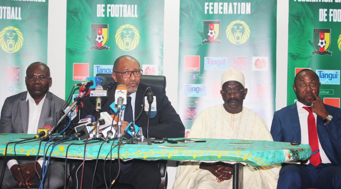 FecafootGate : l&rsquo;ACFAC veut bloquer le transfert de fonds de la FIFA vers la Fecafoot