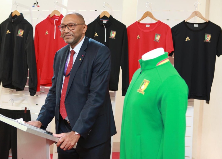 Equipementier des sélections nationales :  Le Coq Sportif, une présentation au rabais