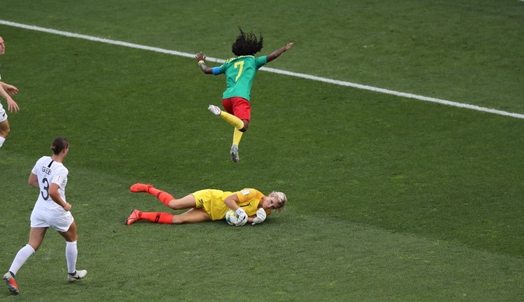 Cameroun – Nouvelle Zélande : une défense compacte des adversaires et des Lionnes sans solution