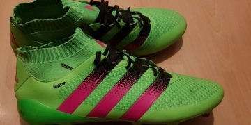 Les godasses de Joël Matip aux enchères pour la formation d’anciens Lions