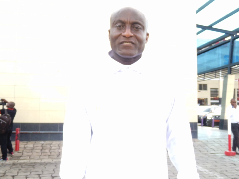 Léopard de Douala : l&rsquo;ex-Lion Indomptable Kalla Nkongo démissionne