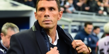 Lions Indomptables : Gustavo Augusto Poyet Domínguez, nouveau sélectionneur ?