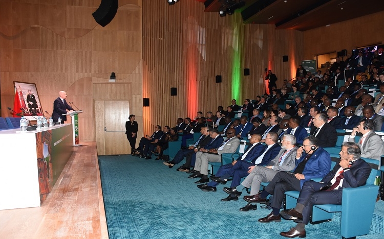 La FIFA veillera à la « professionnalisation » de 20 arbitres africains