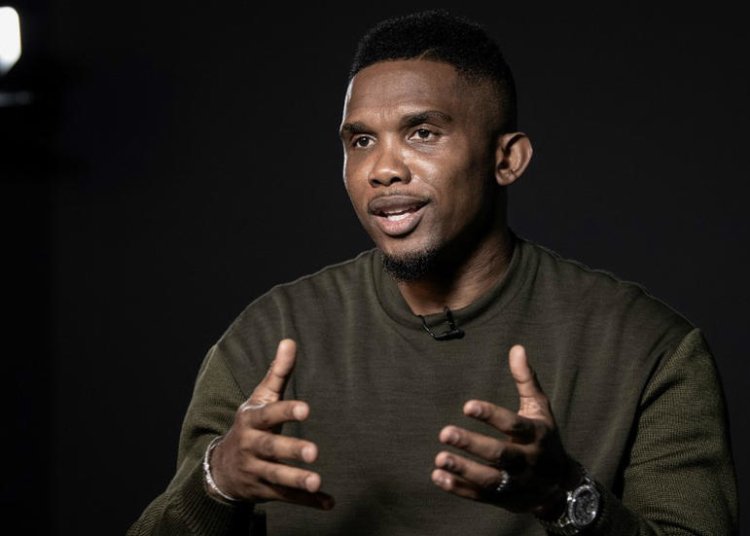 Bras de fer FIFA – CAF : Samuel Eto’o soutient Ahmad Ahmad et tance Gianni Infantino